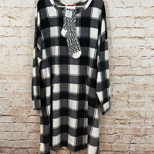 NEW Sonoma womens velour nightshirt nightgown w/socks SET black plaid